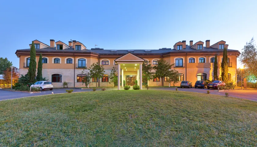 Hotel Sonsoles Ávila - Image 1
