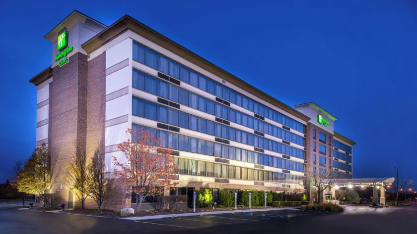 Holiday Inn Hotel & Suites Warren by IHG - Image 1