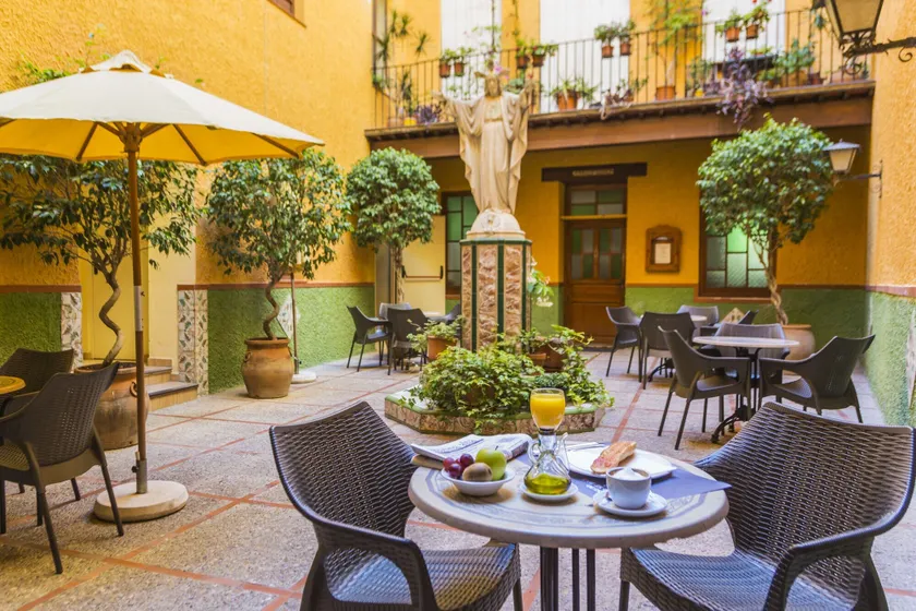 Hostal Loreto - Image 1