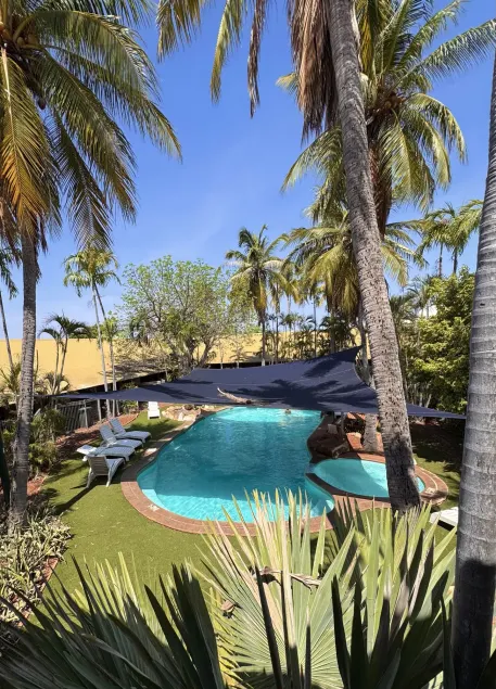 Roebuck Bay Hotel - Image 1