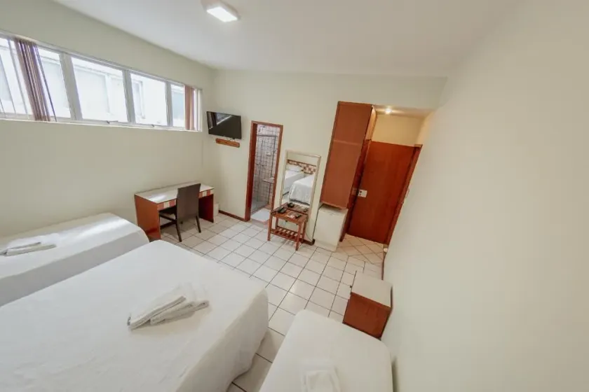 Hotel Metropolitano - Habitación