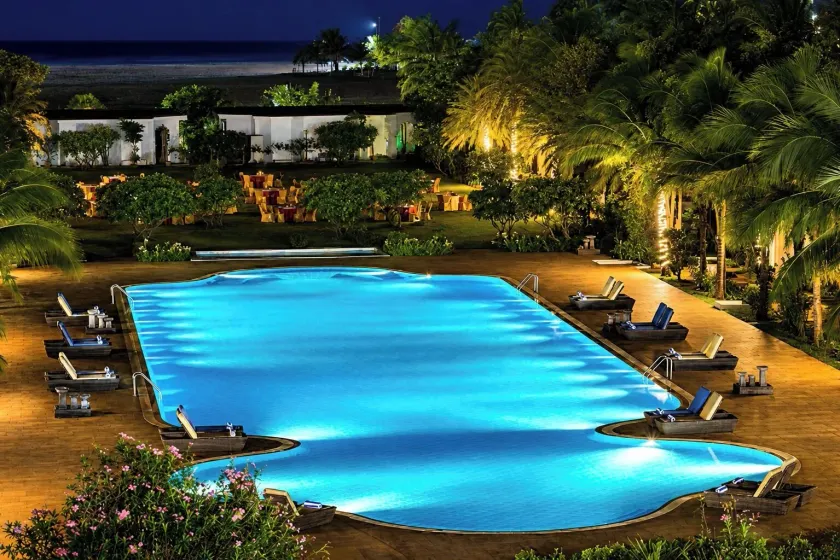 Chariot Beach Resort - Image 1