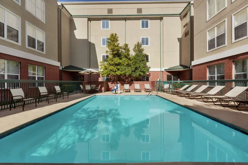 Homewood Suites by Hilton North Dallas-Plano - Image 1