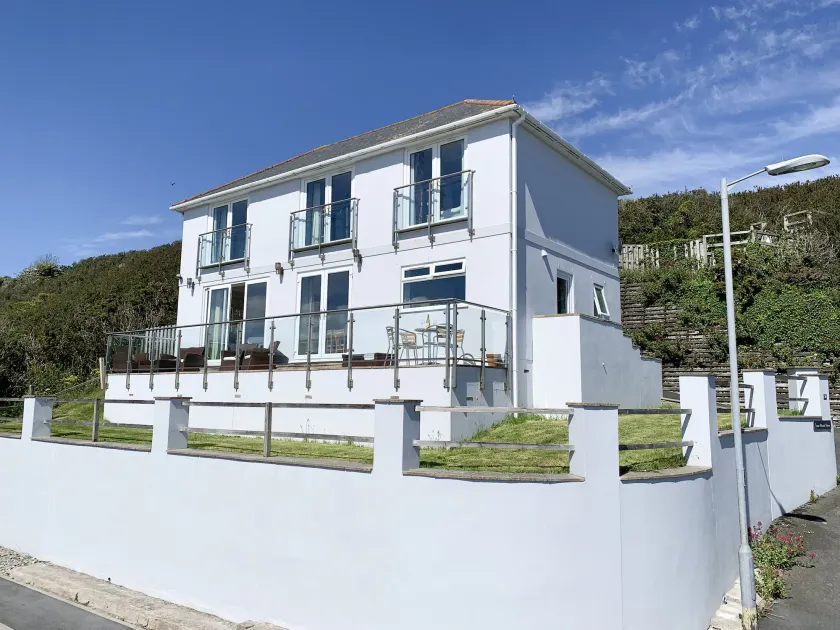 Looe Island View - Image 1