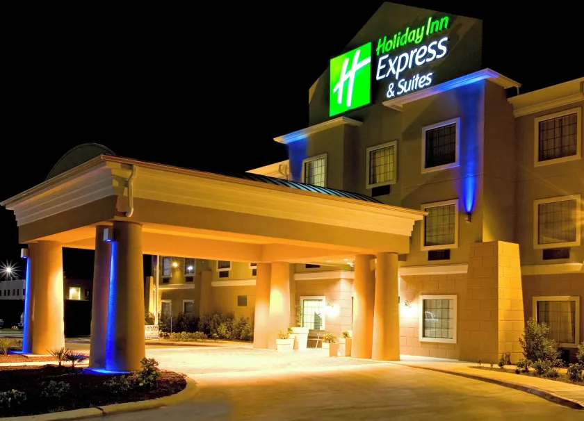 Holiday Inn Express & Suites - Jourdanton-Pleasanton by IHG - Image 1