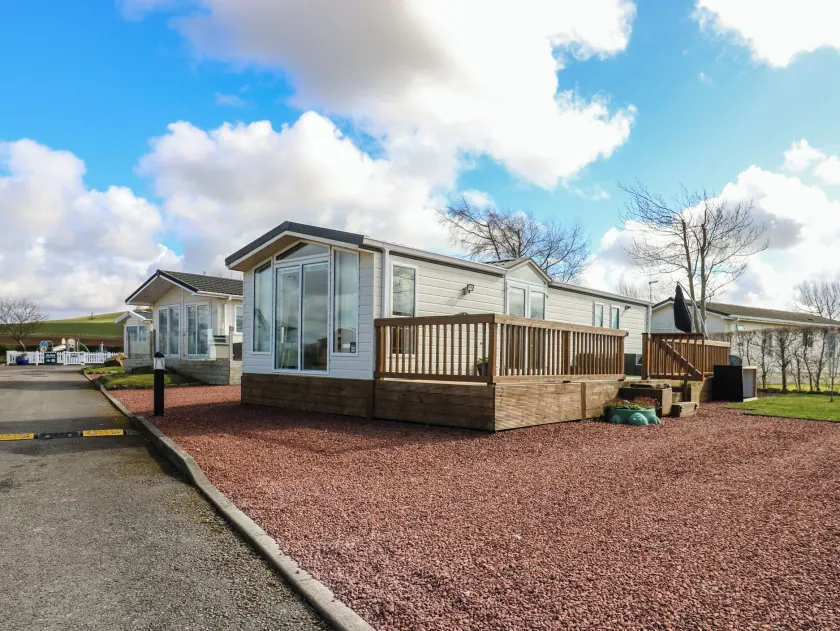 Plot 6 - Image 1