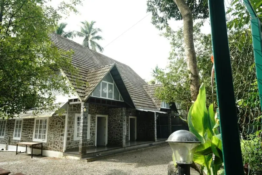 Villa La Vista Homestay - Image 1