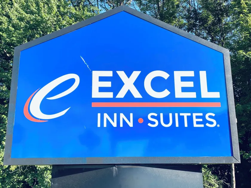 Excel Inn & Suites - Image 1