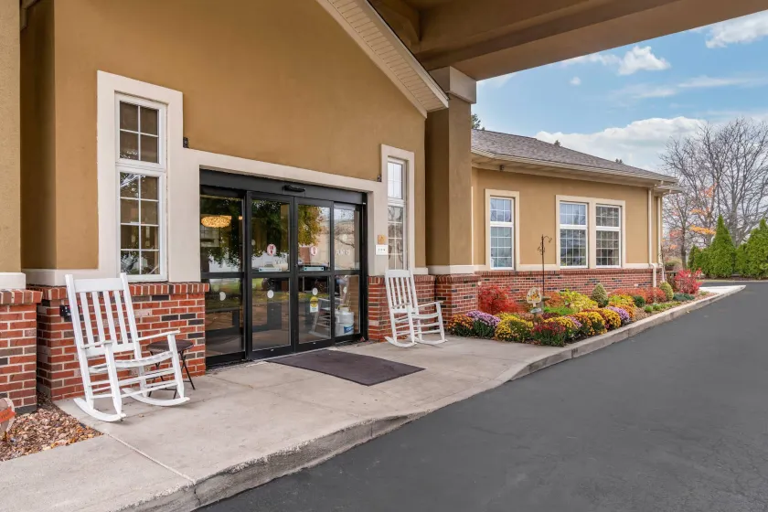 Comfort Inn University - Image 1