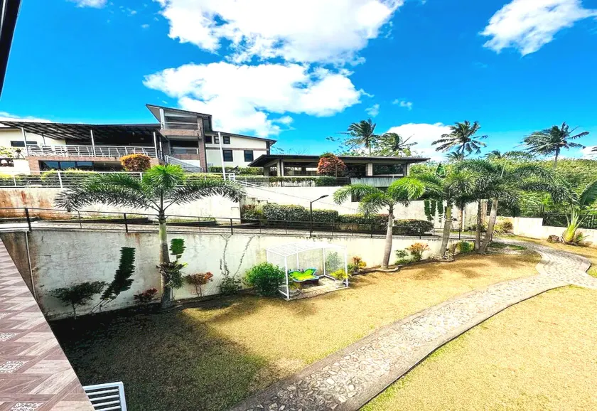 OYO 1067 Villa Sofia At Silang - Image 1