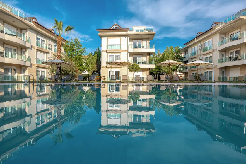 Belek deluxe suit  - Image 1