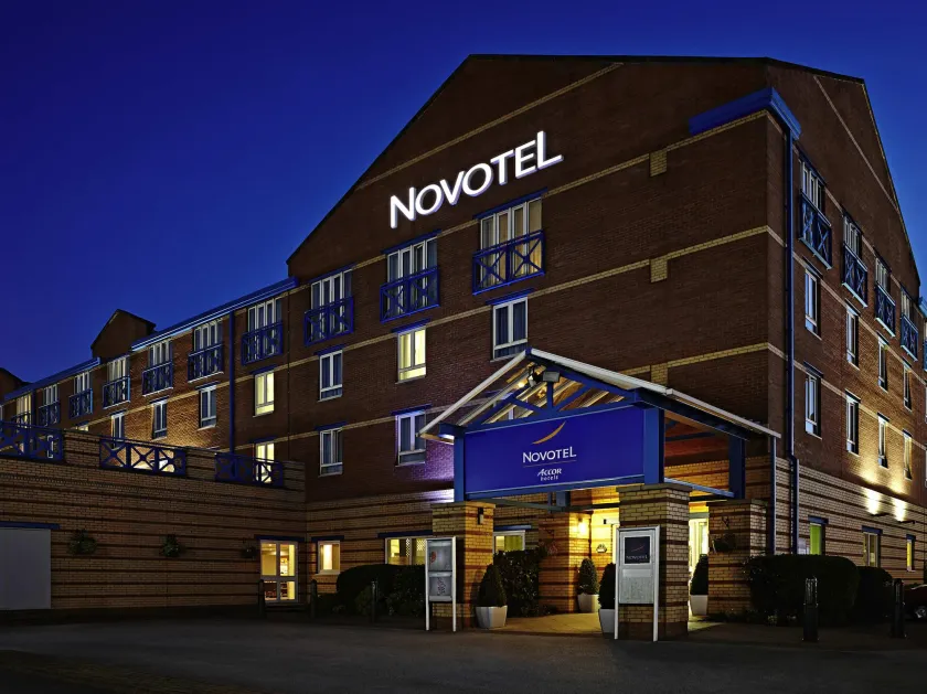 Novotel Wolverhampton City Centre - Image 1