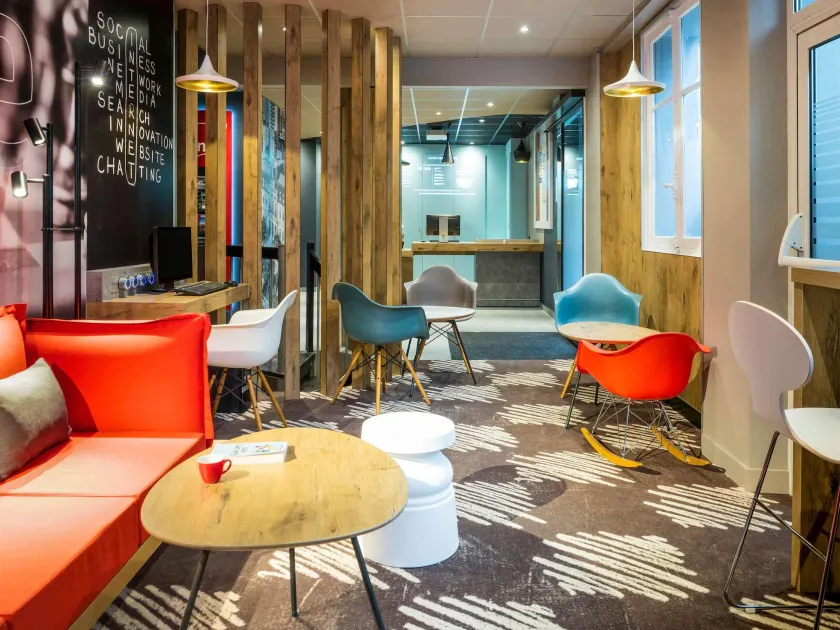 ibis Clichy Centre Mairie - Image 1