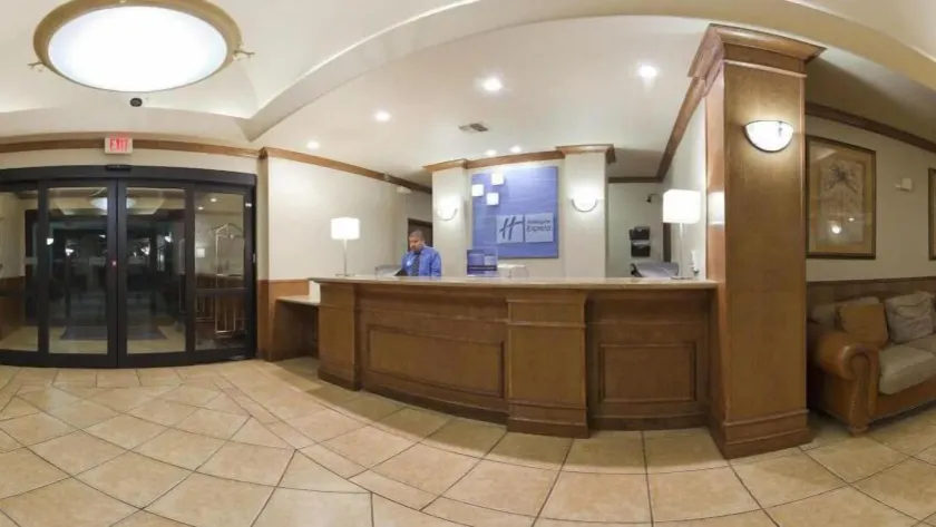 Holiday Inn Express Hotel & Suites Mission-McAllen Area by IHG - Lobby