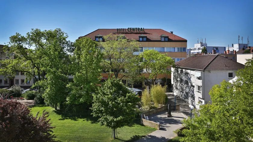 Hotel Central - Image 1
