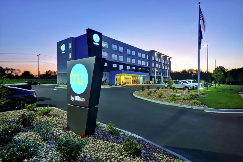 Tru by Hilton Wytheville - Image 1