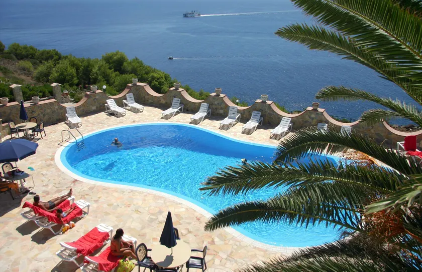 Hotel Diana - Image 1