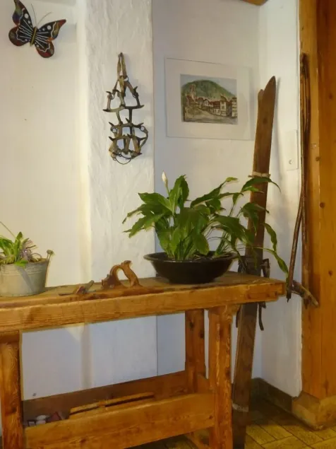 Post Hardermannli - Interior entrance