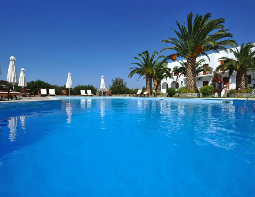Eri Hotel - Image 1