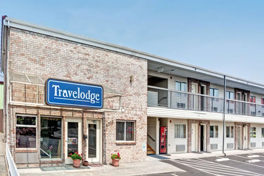 Travelodge by Wyndham Seattle North of Downtown - Image 1