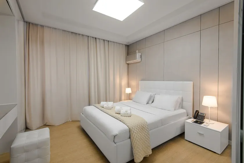 Elite Apart-Hotel - Image 1