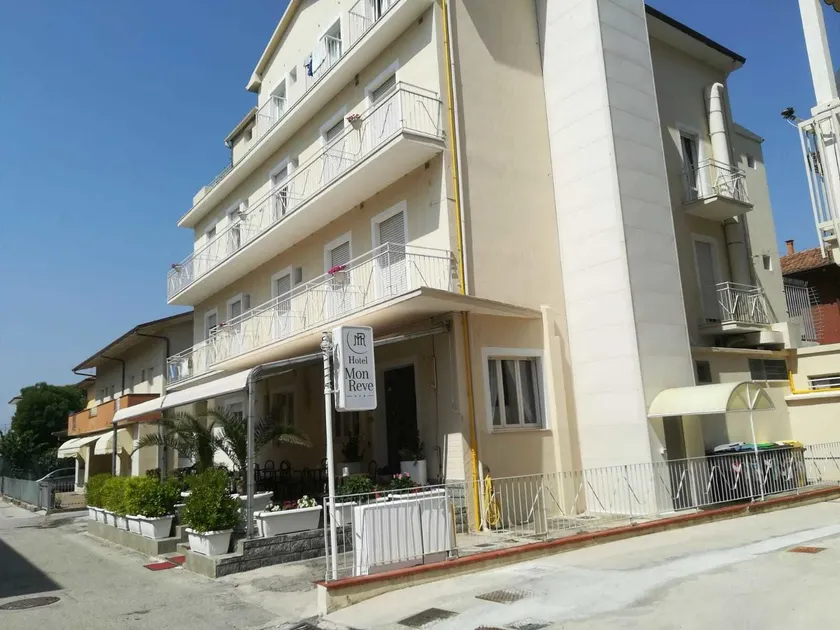 Hotel Mon Reve - Image 1