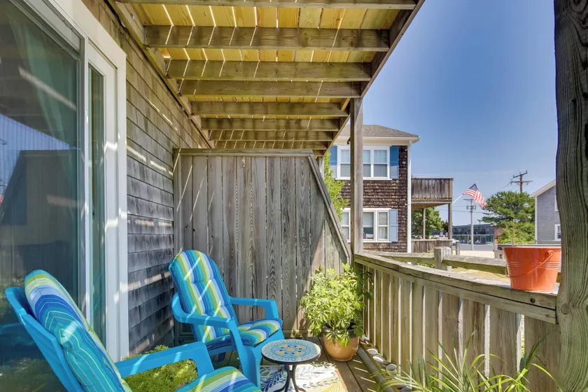 Pool & Beach Access: Coastal Condo in Provincetown - Image 1