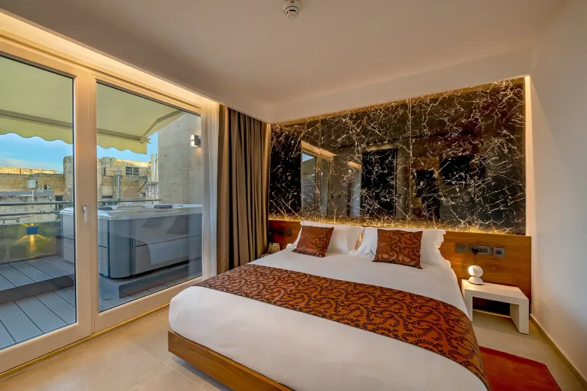 The Capital Boutique Hotel - Image 1