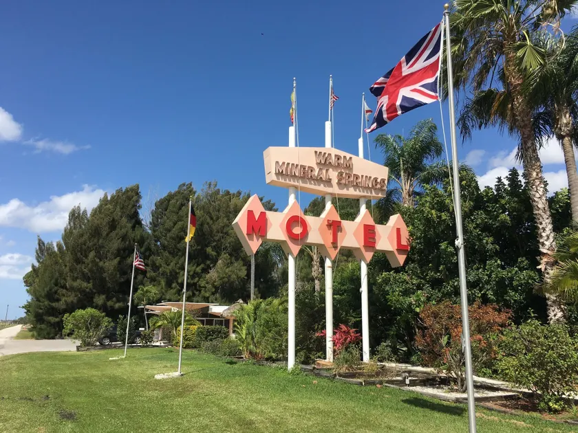 Warm Mineral Springs Motel - Image 1
