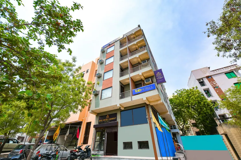 Hotel Dwarka Residency Delhi - Image 1