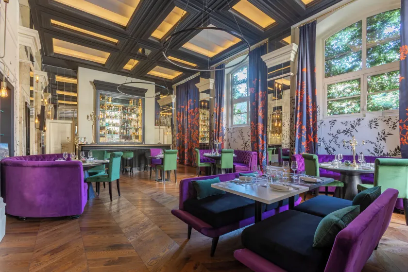 Roma Luxus Hotel - Image 1