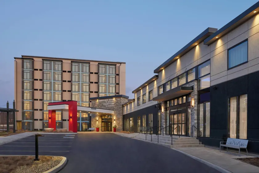 TownePlace Suites by Marriott Oshawa - Image 1