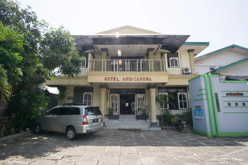 RedDoorz Syariah @ Jalan Gajah Mada - Image 1