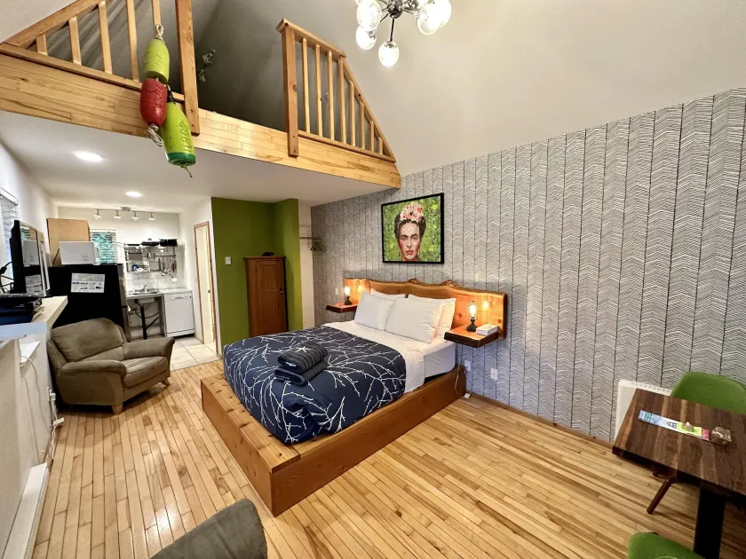 Love Shack - Image 1