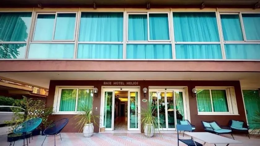 Hotel Helios Beach - Image 1