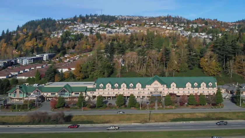 Clarion Hotel & Conference Centre - Image 1