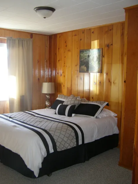 Mystic Valley Inn - Image 1