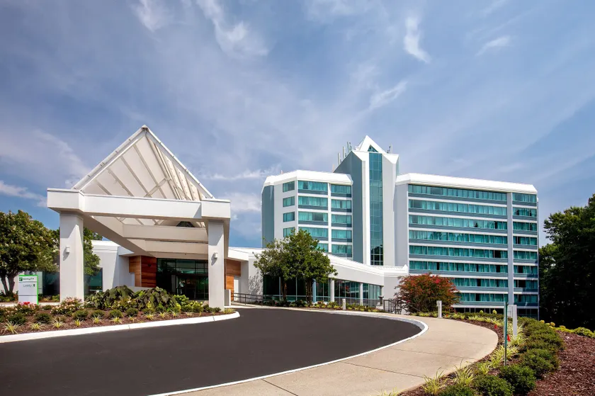 Holiday Inn Newport News - Hampton by IHG - Image 1