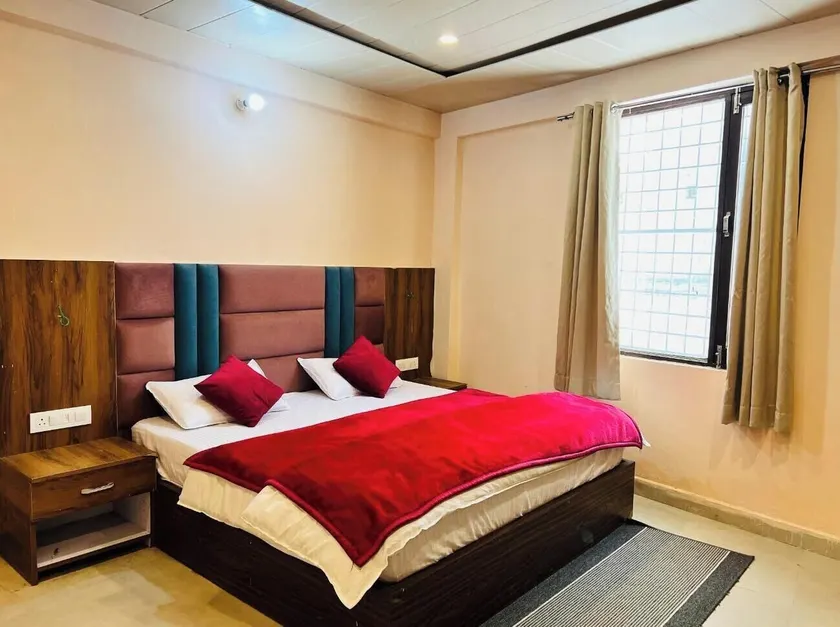 Hotel Bamani Badrinath - Quarto