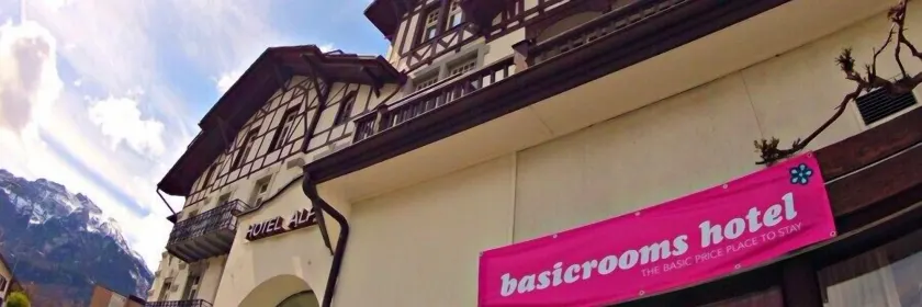BasicRooms Hotel - Image 1
