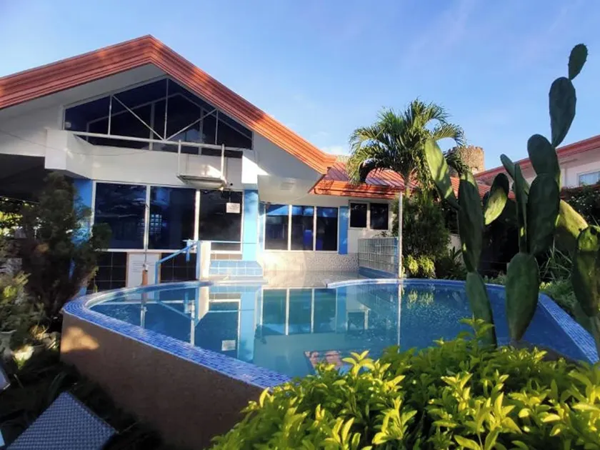 Seaview Beach Resort Dumaguete Beachfront - Image 1