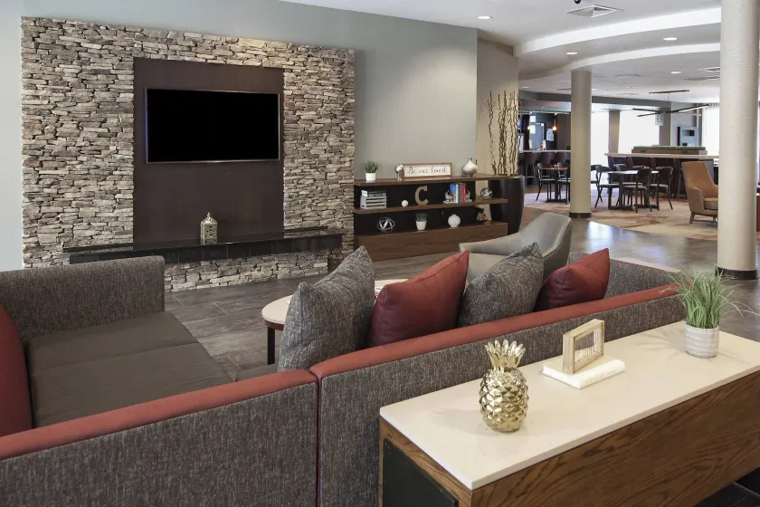 Courtyard by Marriott Valdosta - Image 1