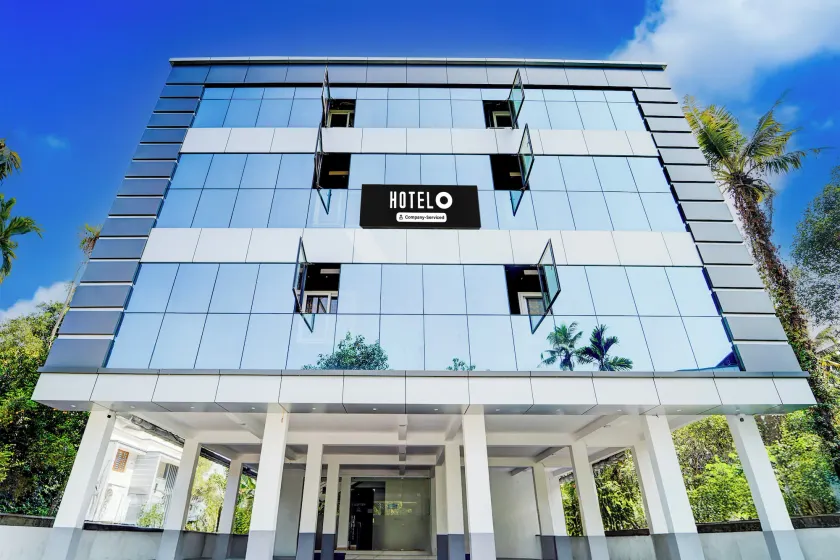 Super Hotel O North Kalamassery - Image 1