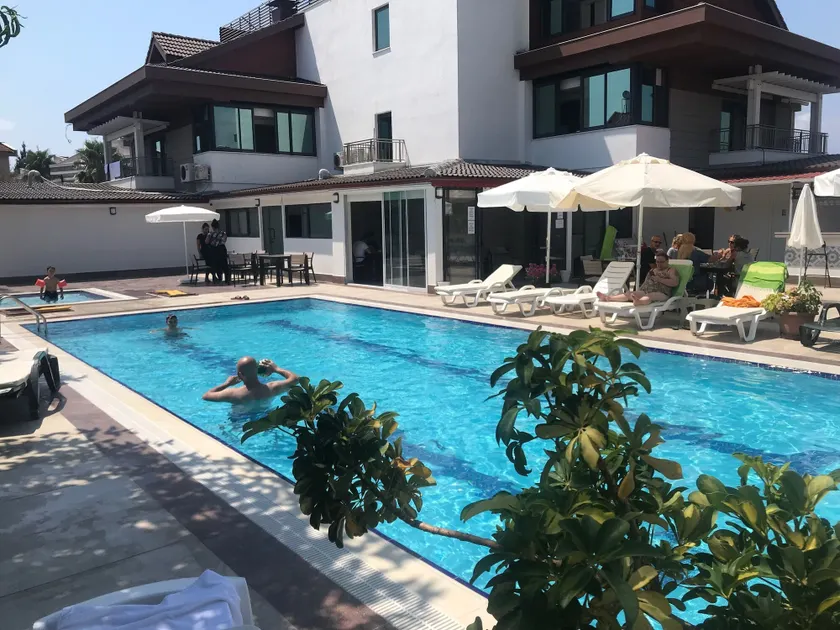 Oyster Boutique Hotel - Image 1