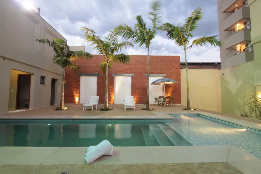 Oasis Tower Hotel - Image 1