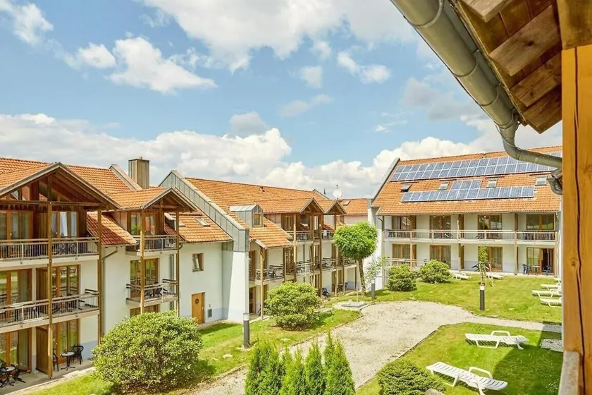 Hotel Sonnenhof - Tante ALMA`s Sommerfrische - Image 1