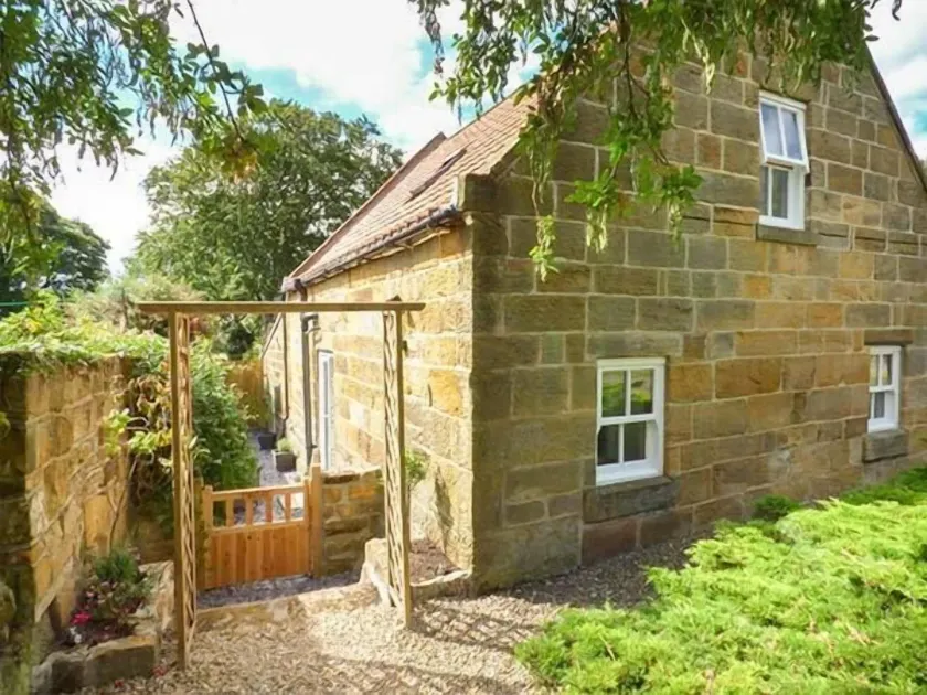 Quakers Cottage - Image 1