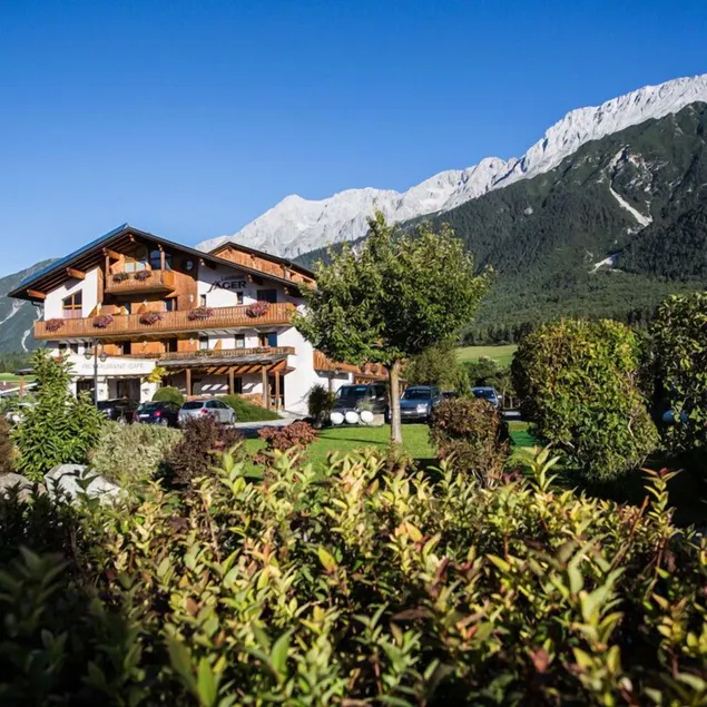 Landhotel Jäger - Image 1
