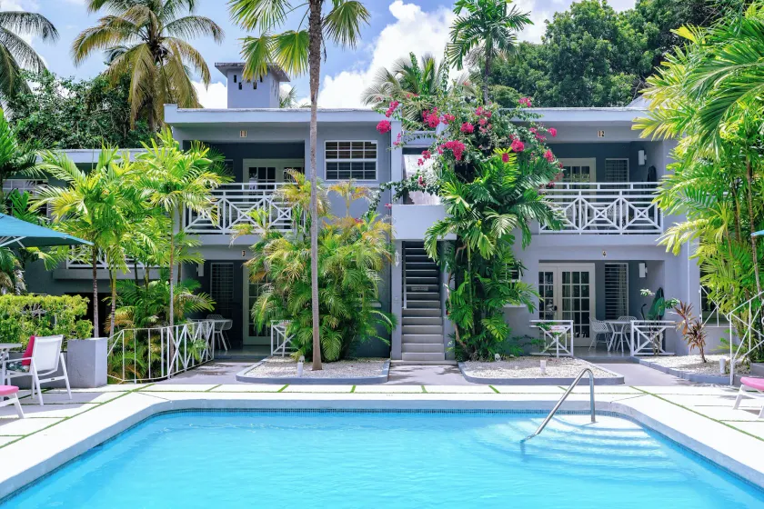The Palms Resort - Image 1
