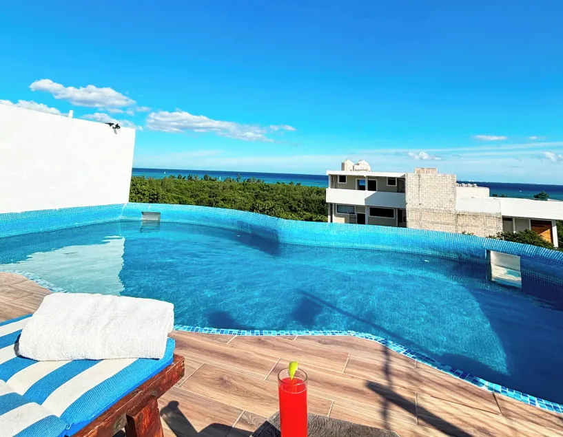 Capital O Hotel Brisas del Mar Playa Del Carmen - Image 1